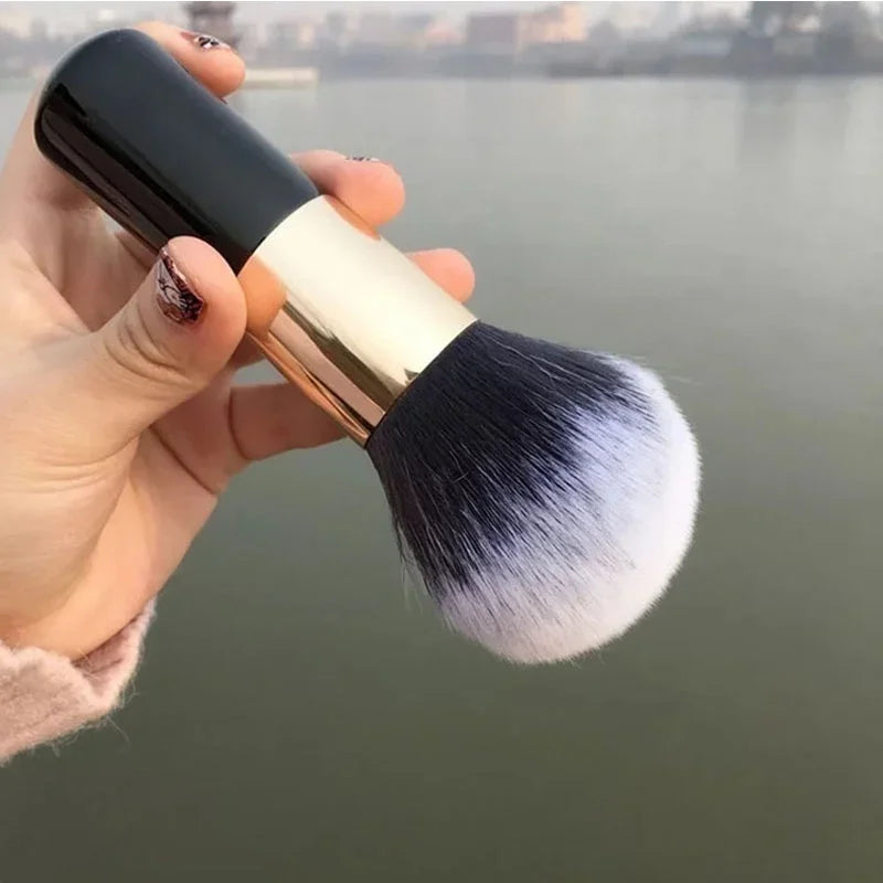 Cosmetic Brush